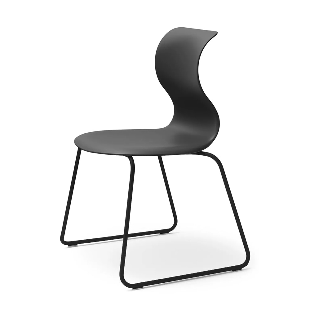 PRO 6 CHAIR (sled frame)_Black