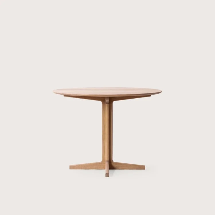 Round Table 04