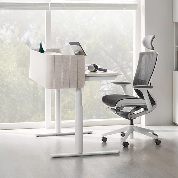 [일룸] 뉴트 1400폭 홈오피스 모션데스크