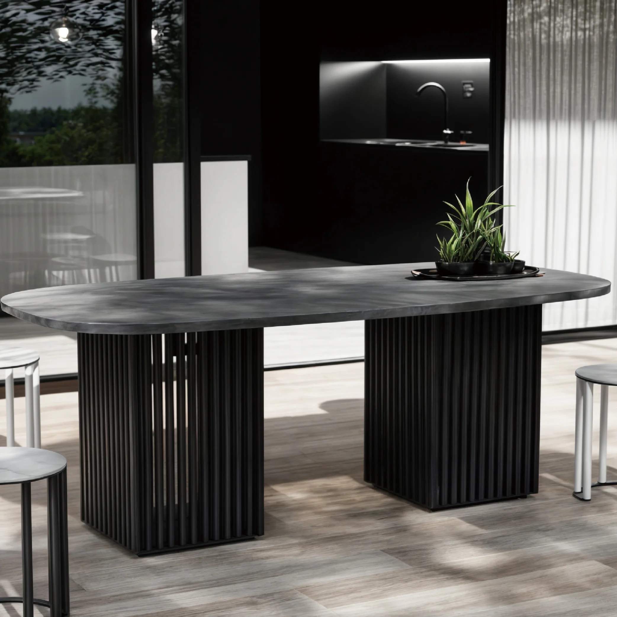 SQUARE TABLE