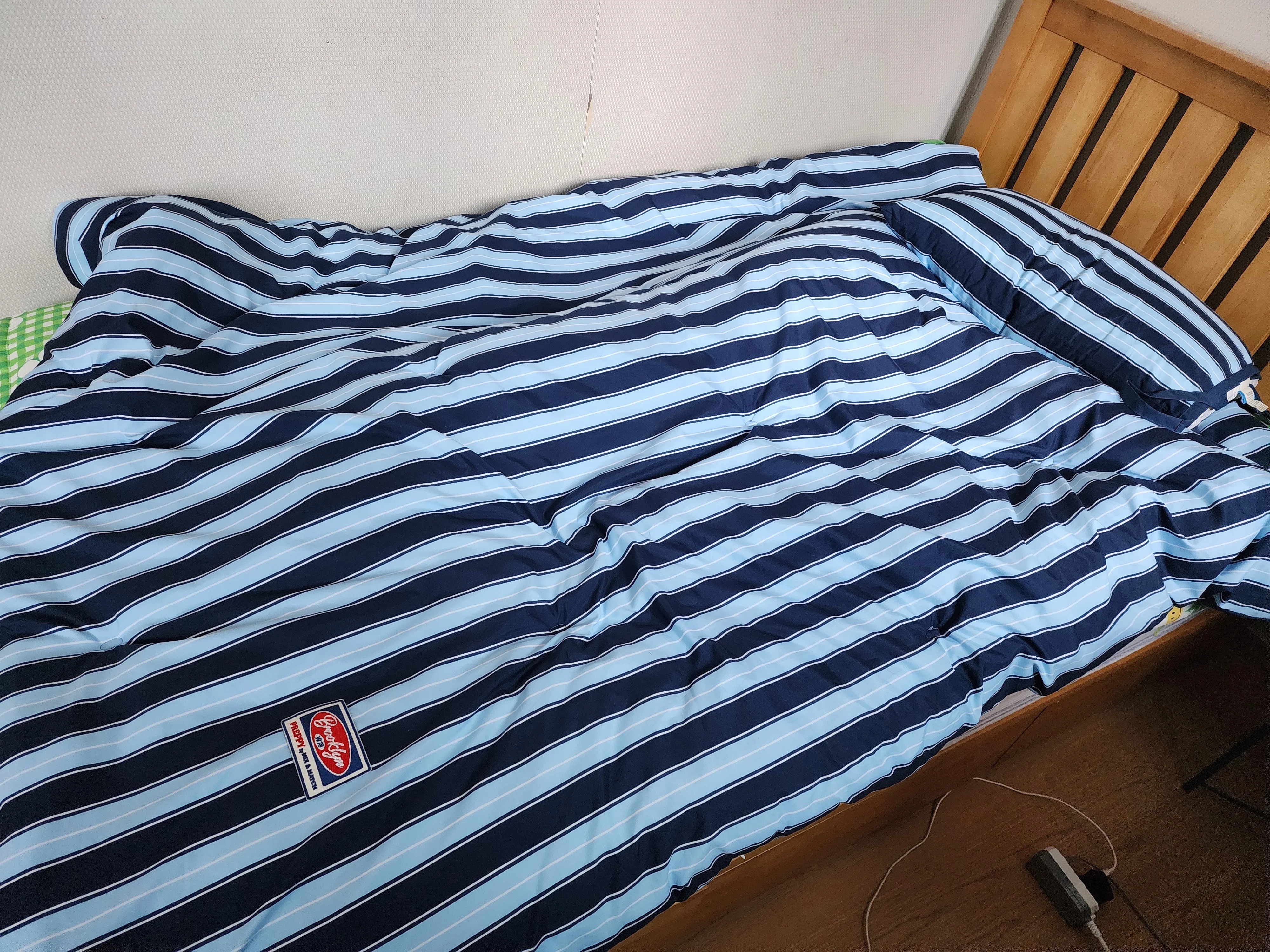 2512270010250.jpg