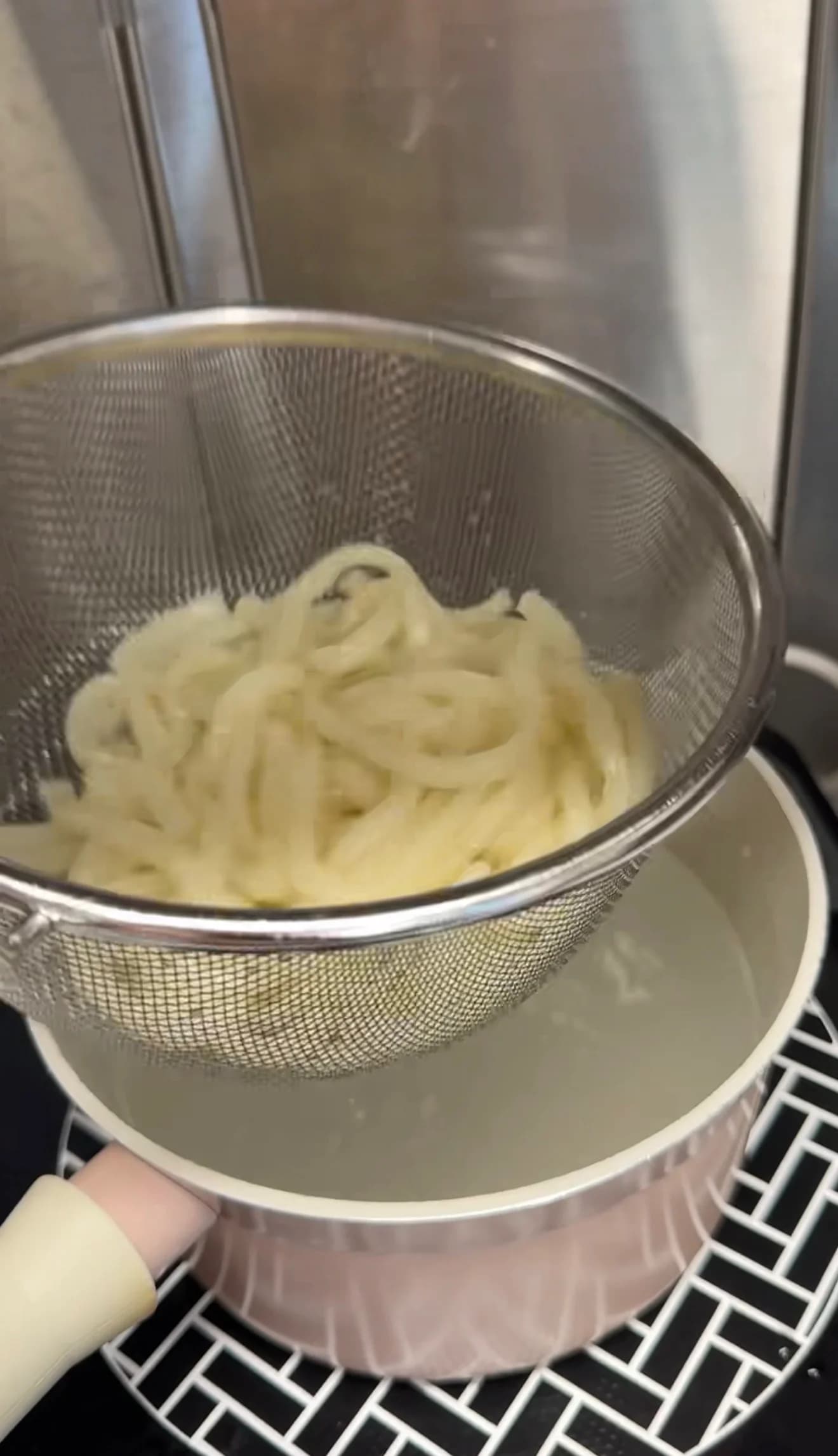 2606020022256.jpeg